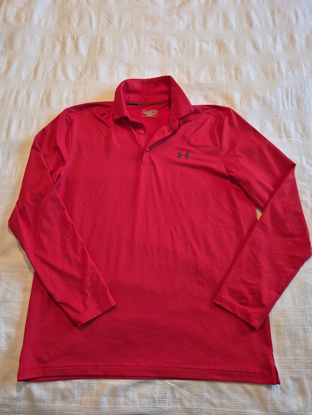 Under Armour men's X Large Loose long sleeve red shirt VGUC